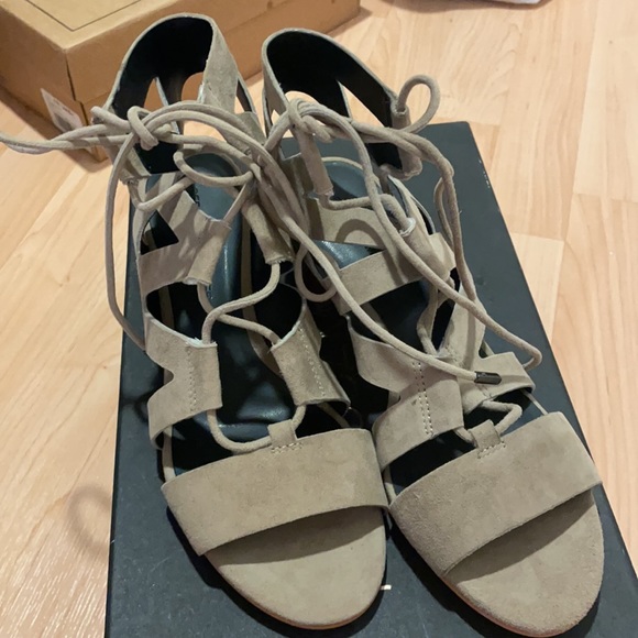 Rebecca Minkoff Issa Lace Up Block Heel Sandal - Picture 3 of 8